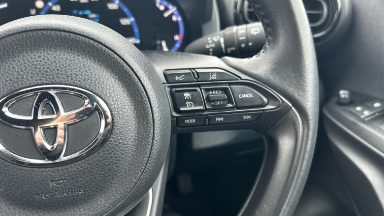 Toyota Yaris Cross 1.5 Hybrid Design 5dr CVT Hybrid Estate